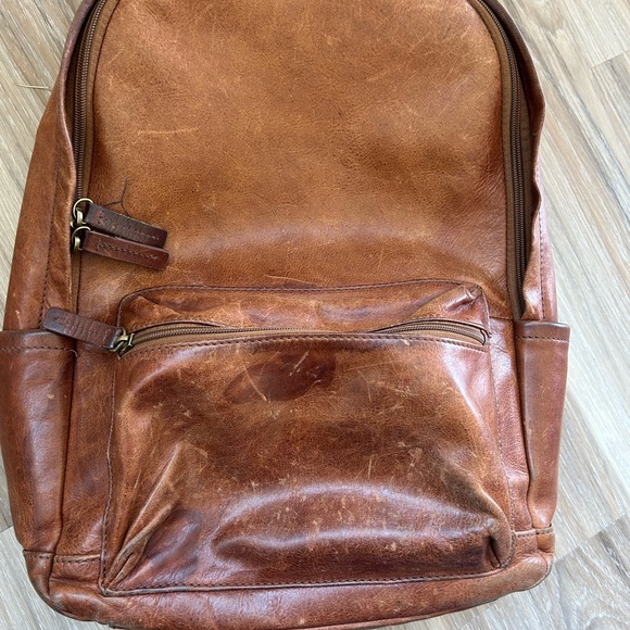 Vintage Distressed Leather Backpack, Fossil - Picture 2 of 13